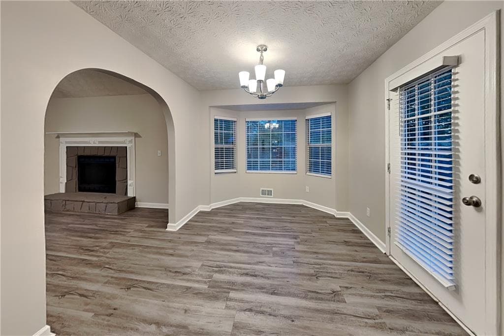 3 bedroom, 2 bathroom, 1,860 sq ft single family residence for rent at 518 Joel Court, Canton, GA 30114 for $2,395 a month — photo 6