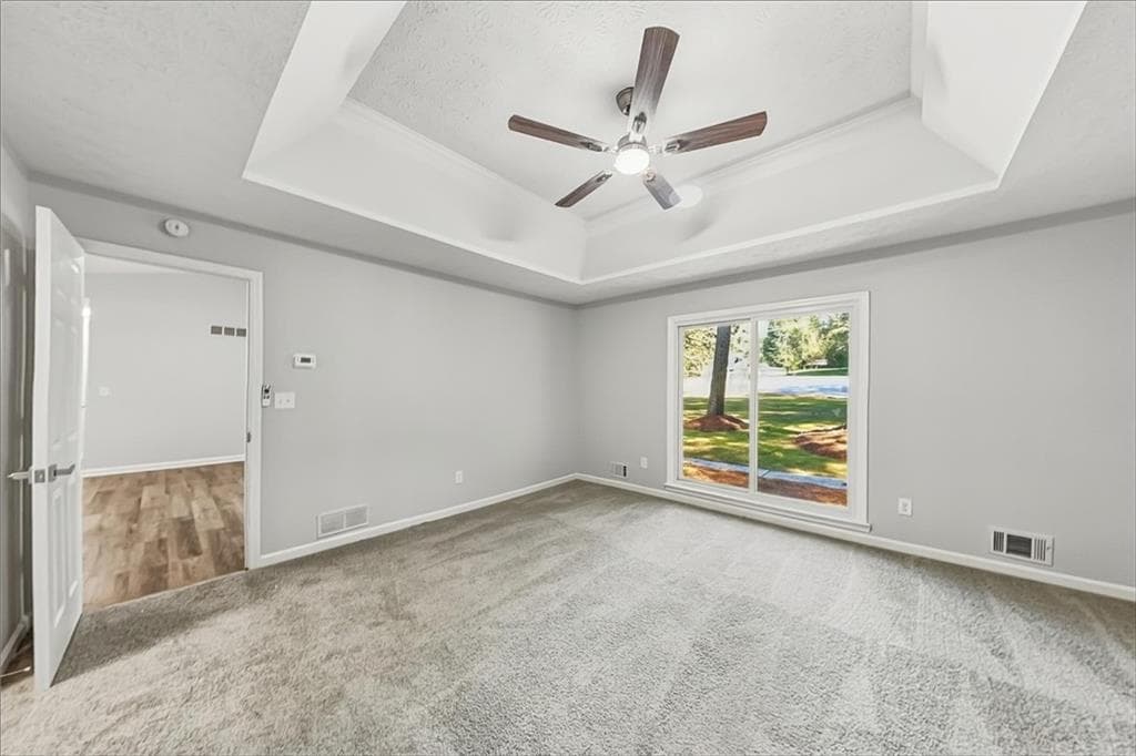 3 bedroom, 2 bathroom, 1,400 sq ft single family residence for sale at 170 W Forest Drive, Covington, GA 30016 — photo 9