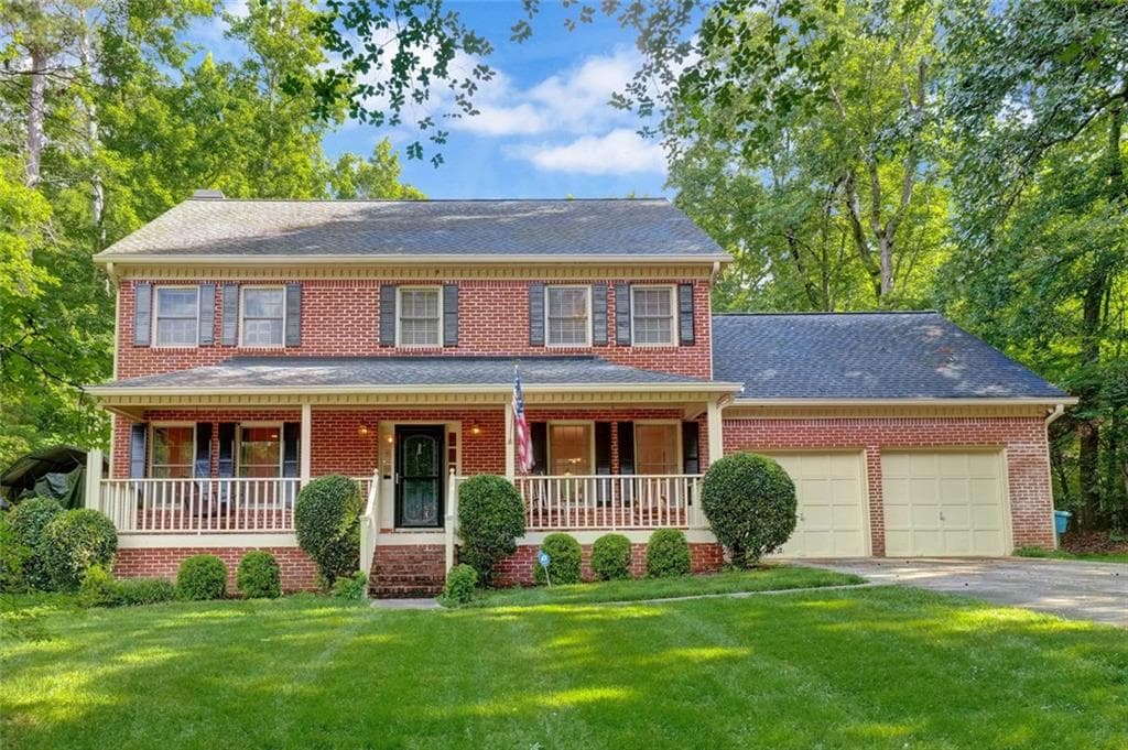 4 bedroom, 3 bathroom, 2,356 sq ft single family residence for rent at 295 Oakmere Road, Alpharetta, GA 30009 for $4,250 a month