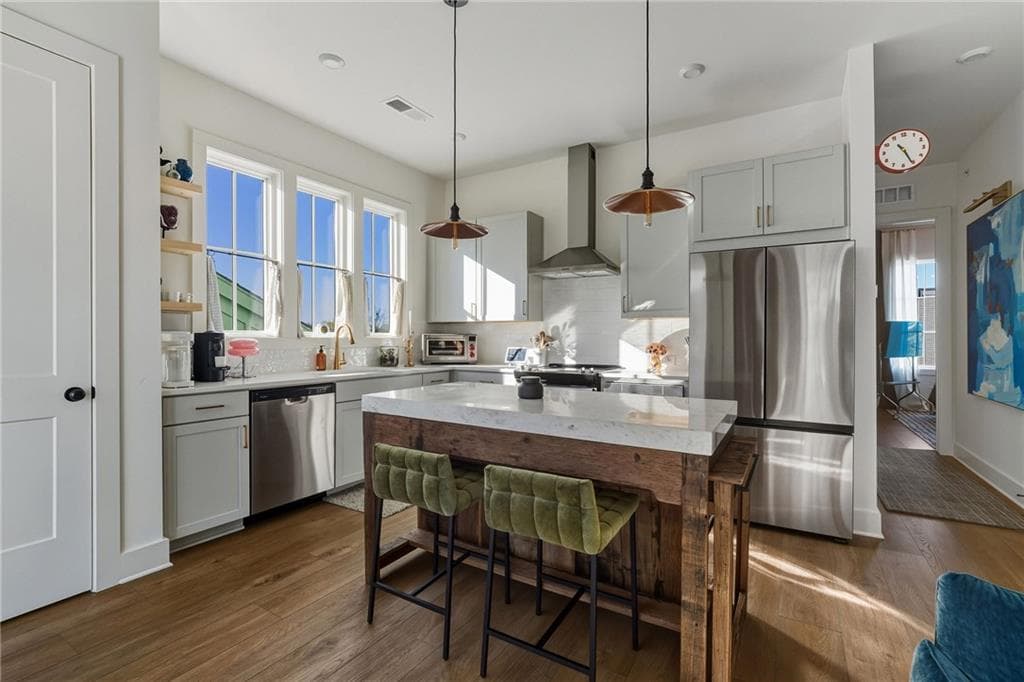 2 bedroom, 2 bathroom, 921 sq ft condominium for rent at 962 Bibbs Circle 7, Atlanta, GA 30318 for $2,800 a month — photo 5