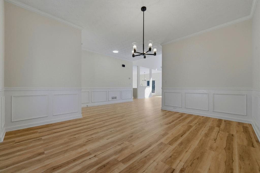 3 bedroom, 3 bathroom, 2,605 sq ft single family residence for sale at 1259 Everwood Drive, Marietta, GA 30008 — photo 8