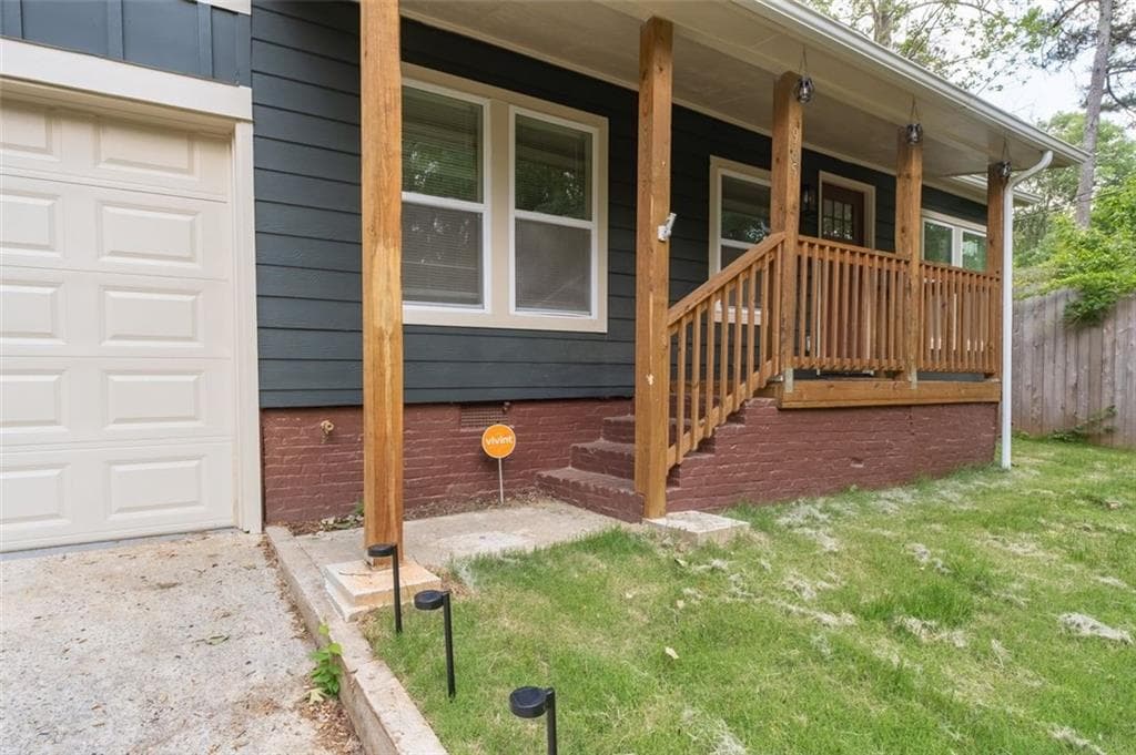 3 bedroom, 3 bathroom, 1,350 sq ft single family residence for sale at 965 Houston Mill Road, Atlanta, GA 30329 — photo 7