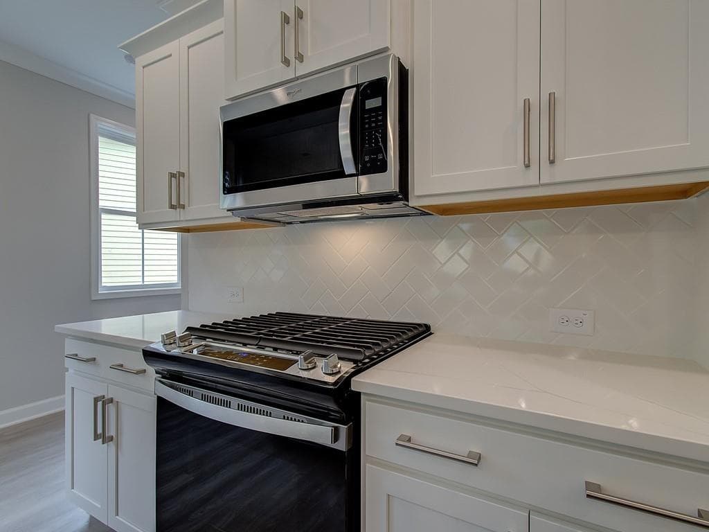3 bedroom, 3 bathroom, 1,805 sq ft townhouse under contract at 300 Colsen Drive, Acworth, GA 30102 — photo 10