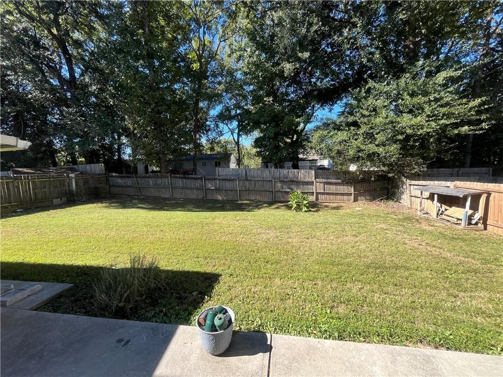 3 bedroom, 3 bathroom, 1,734 sq ft single family residence for rent at 832 Brandlwood Way, Lilburn, GA 30047 for $2,300 a month — photo 9