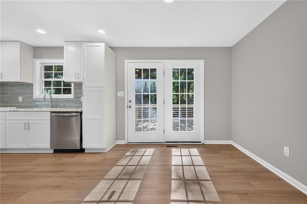 3 bedroom, 2 bathroom, 1,415 sq ft single family residence for sale at 5545 Sallee Drive, Oakwood, GA 30566 — photo 8