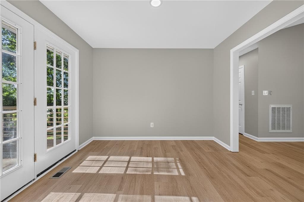 3 bedroom, 2 bathroom, 1,415 sq ft single family residence for sale at 5545 Sallee Drive, Oakwood, GA 30566 — photo 9