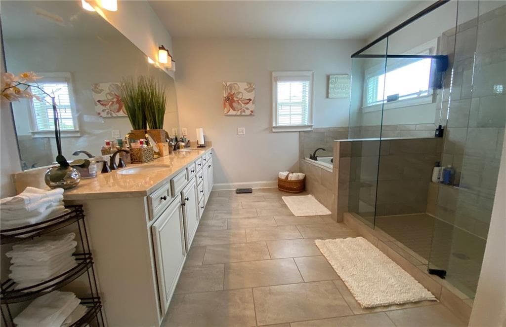 6 bedroom, 4 bathroom, 4,296 sq ft single family residence for sale at 4806 RALIN Court, Atlanta, GA 30331 — photo 10