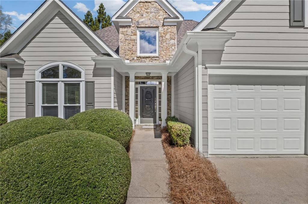 4 bedroom, 4 bathroom, 2,883 sq ft single family residence for sale at 1233 Parkview Lane, Kennesaw, GA 30152 — photo 3