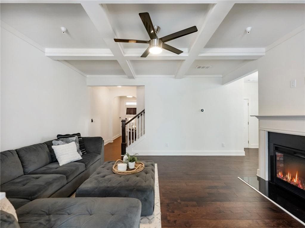 3 bedroom, 3 bathroom, 1,926 sq ft townhouse for sale at 779 Arbor Crowne Drive, Lawrenceville, GA 30045 — photo 6