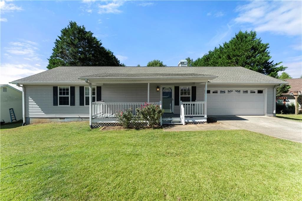 3 bedroom, 2 bathroom, 1,316 sq ft single family residence for sale at 313 Hawthorne Drive, Cleveland, GA 30528