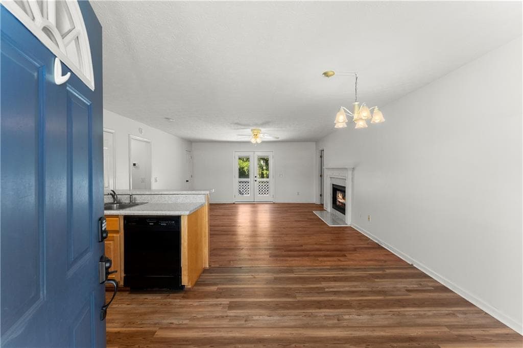 3 bedroom, 2 bathroom, 1,316 sq ft single family residence for sale at 313 Hawthorne Drive, Cleveland, GA 30528 — photo 8