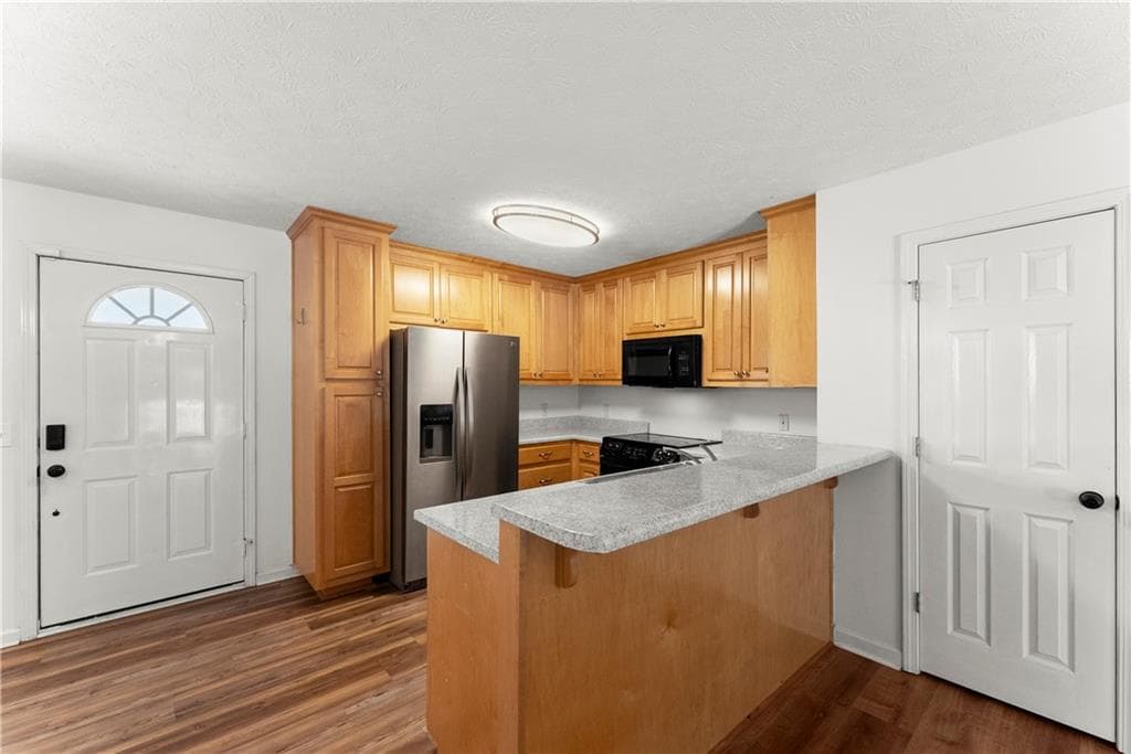 3 bedroom, 2 bathroom, 1,316 sq ft single family residence for sale at 313 Hawthorne Drive, Cleveland, GA 30528 — photo 9