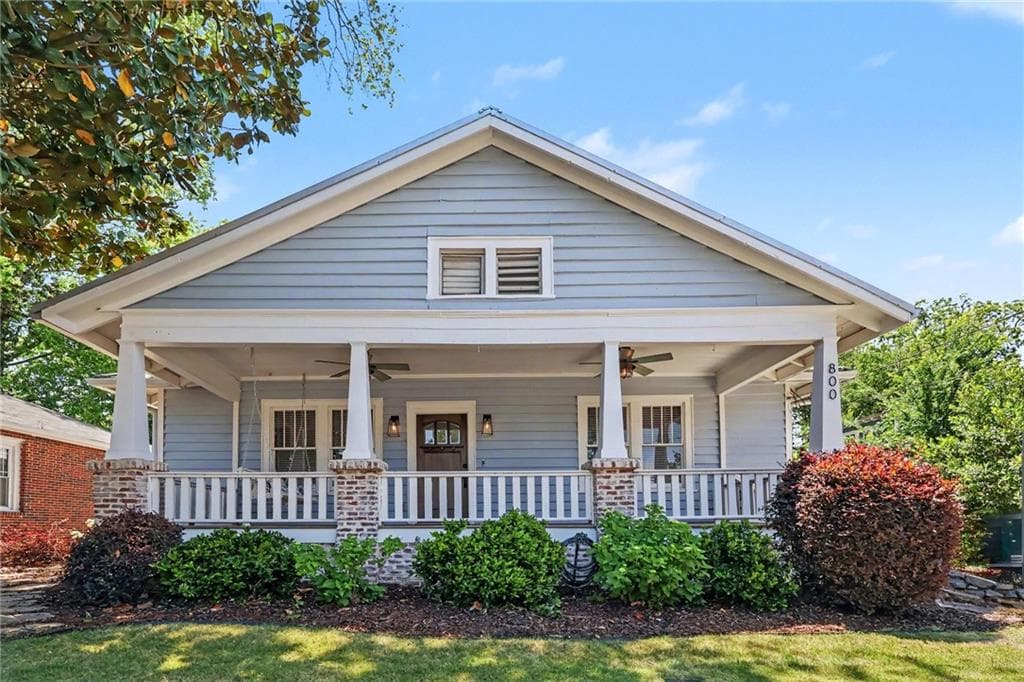 3 bedroom, 2 bathroom, 1,692 sq ft single family residence for sale at 800 Bellemeade Avenue, Atlanta, GA 30318