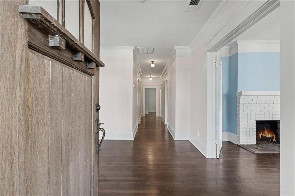 3 bedroom, 2 bathroom, 1,692 sq ft single family residence for sale at 800 Bellemeade Avenue, Atlanta, GA 30318 — photo 4