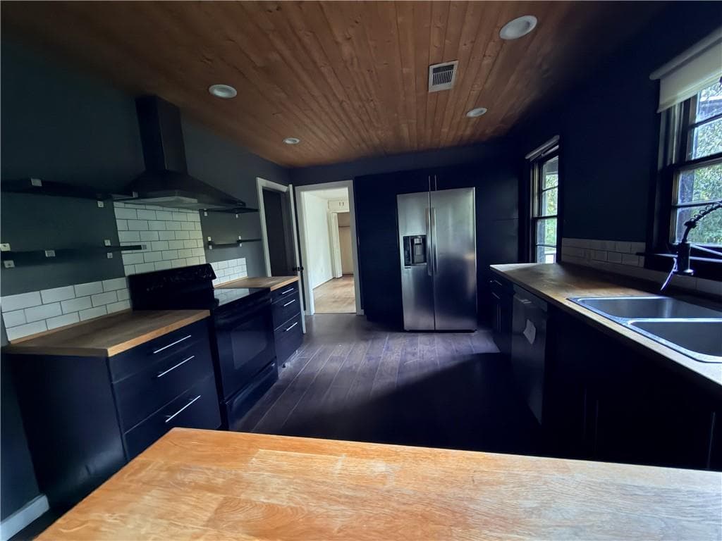 3 bedroom, 1 bathroom, 1,144 sq ft single family residence for sale at 3175 Wallace Lake Road, Douglasville, GA 30135 — photo 3