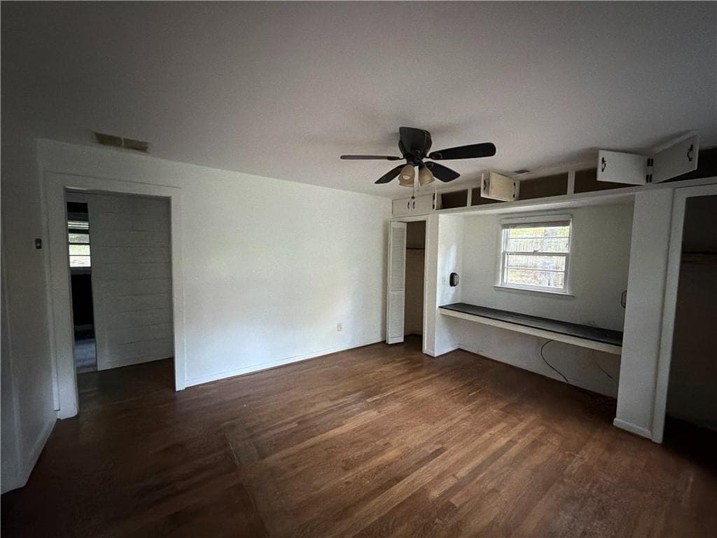 3 bedroom, 1 bathroom, 1,144 sq ft single family residence for sale at 3175 Wallace Lake Road, Douglasville, GA 30135 — photo 4
