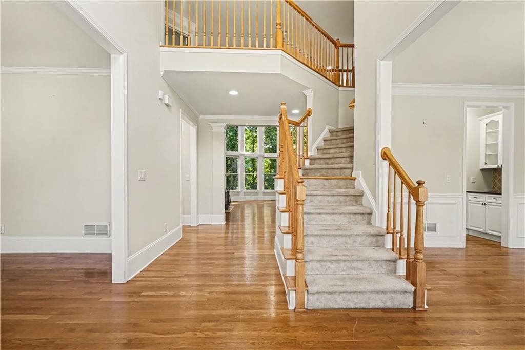 6 bedroom, 5 bathroom, 5,054 sq ft single family residence for sale at 1395 Cresthaven Lane, Lawrenceville, GA 30043 — photo 2
