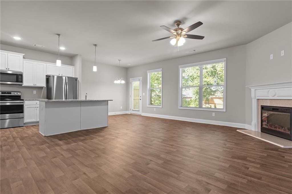4 bedroom, 3 bathroom, 2,000 sq ft townhouse for rent at 9 Richardson Street C, Winder, GA 30680 for $2,200 a month — photo 4