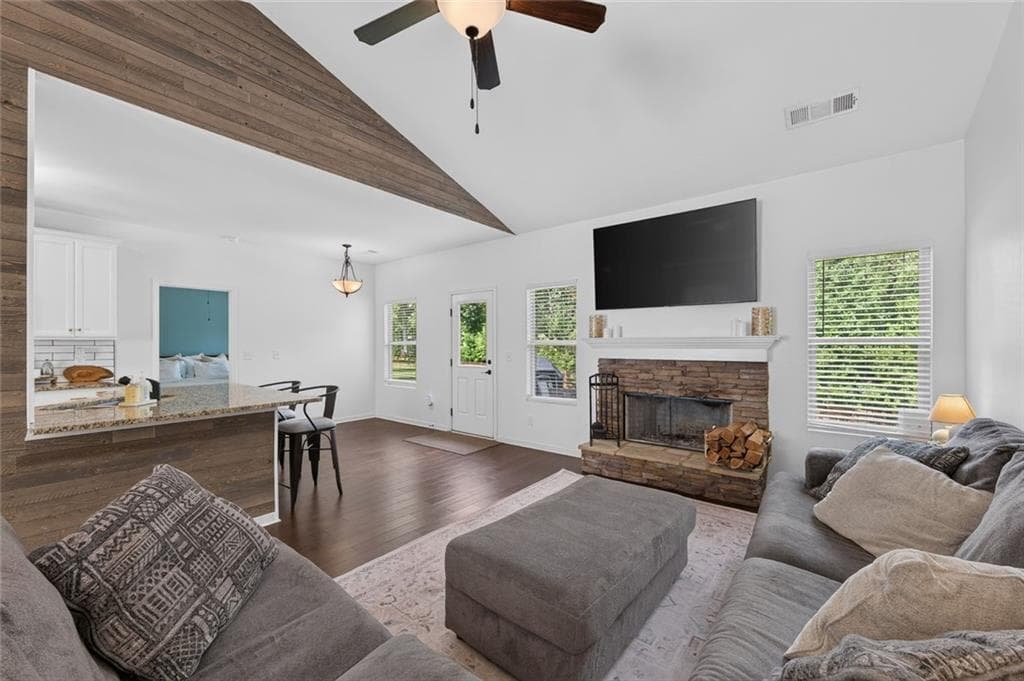 3 bedroom, 2 bathroom, 1,536 sq ft single family residence for sale at 67 Bryn Drive, Dawsonville, GA 30534 — photo 8