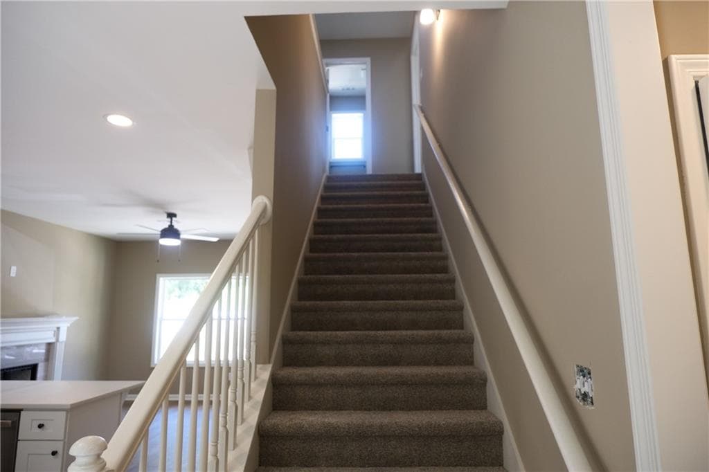 3 bedroom, 3 bathroom, 1,653 sq ft single family residence for sale at 6195 Sammy Drive, Gainesville, GA 30506 — photo 10