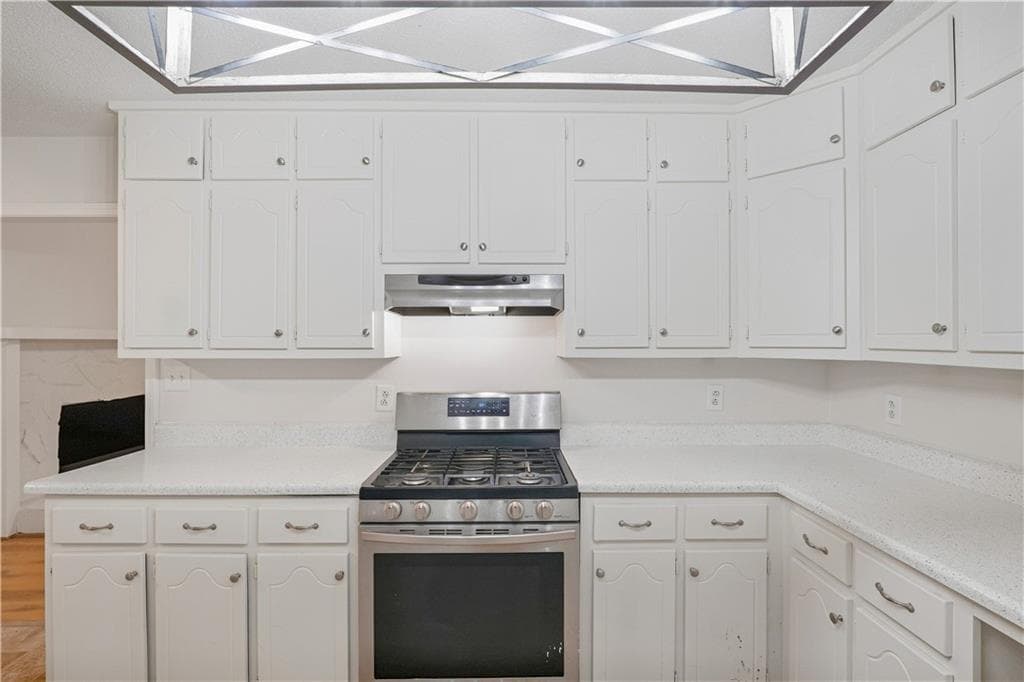 4 bedroom, 2 bathroom, 2,784 sq ft single family residence for sale at 2158 Chambers Road, Mcdonough, GA 30253 — photo 6
