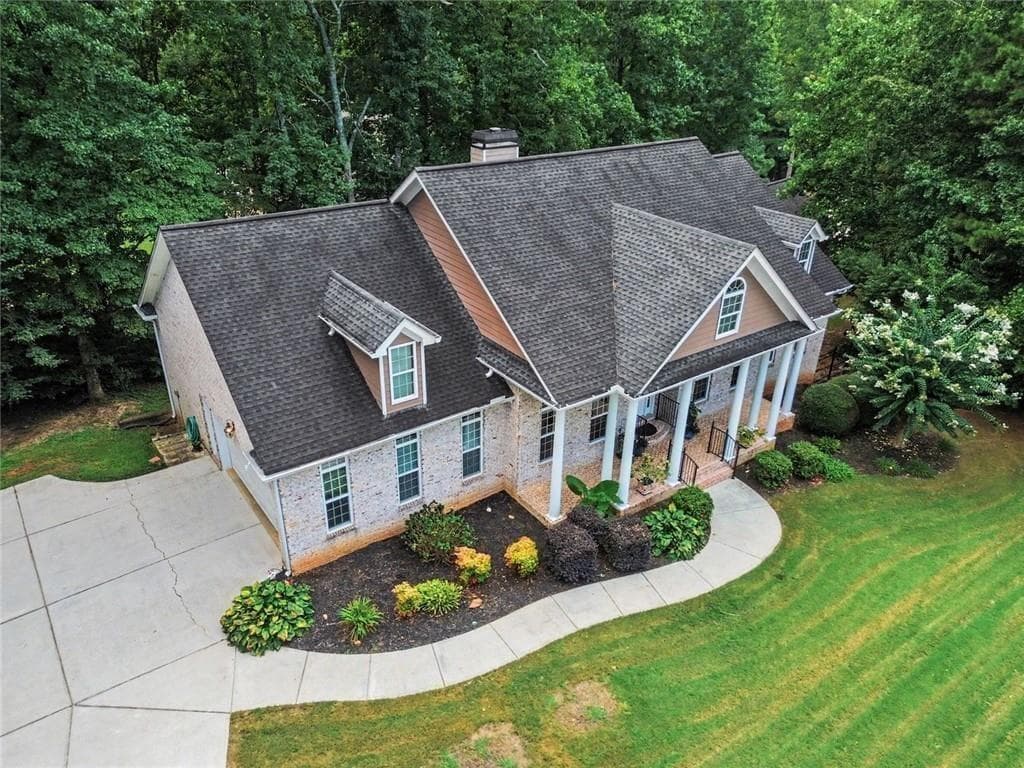 4 bedroom, 4 bathroom, 4,431 sq ft single family residence for sale at 5453 Copper Creek Road, Flowery Branch, GA 30542 — photo 5
