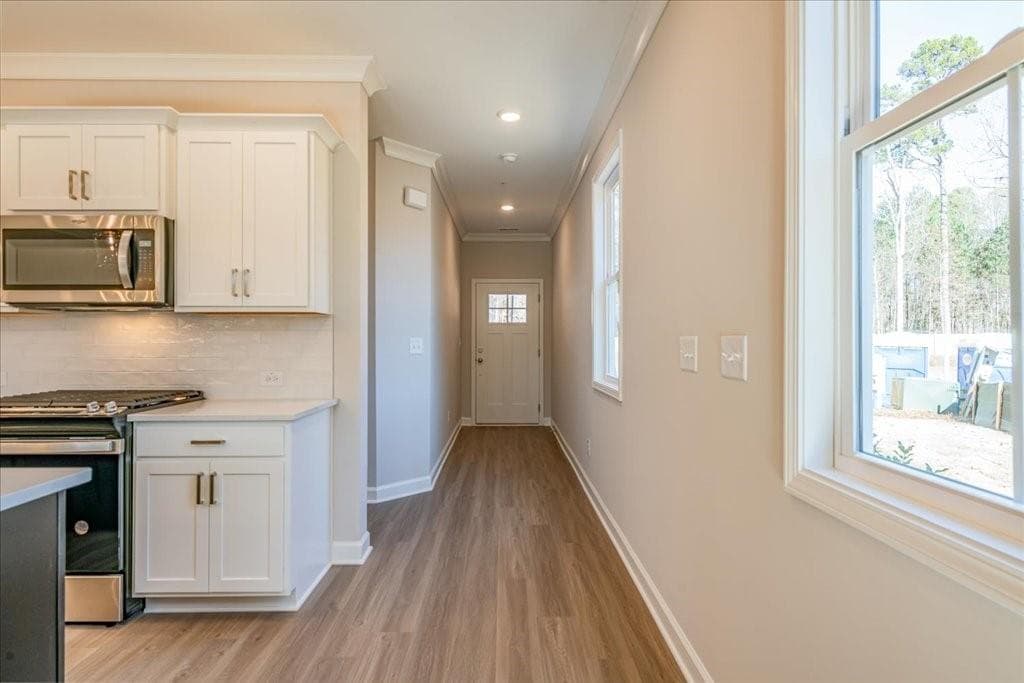 3 bedroom, 3 bathroom, 1,805 sq ft townhouse for sale at 316 Colsen Drive, Acworth, GA 30102 — photo 3
