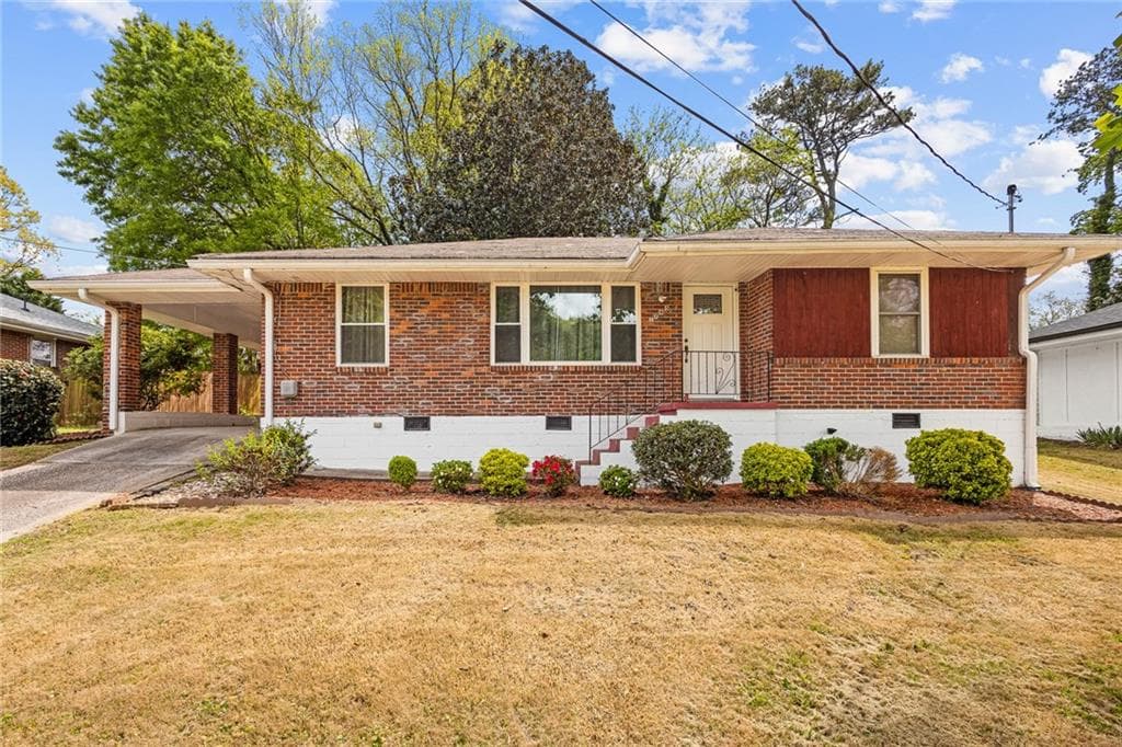 3 bedroom, 2 bathroom, 1,190 sq ft single family residence for sale at 1795 Vicki Lane, Atlanta, GA 30316