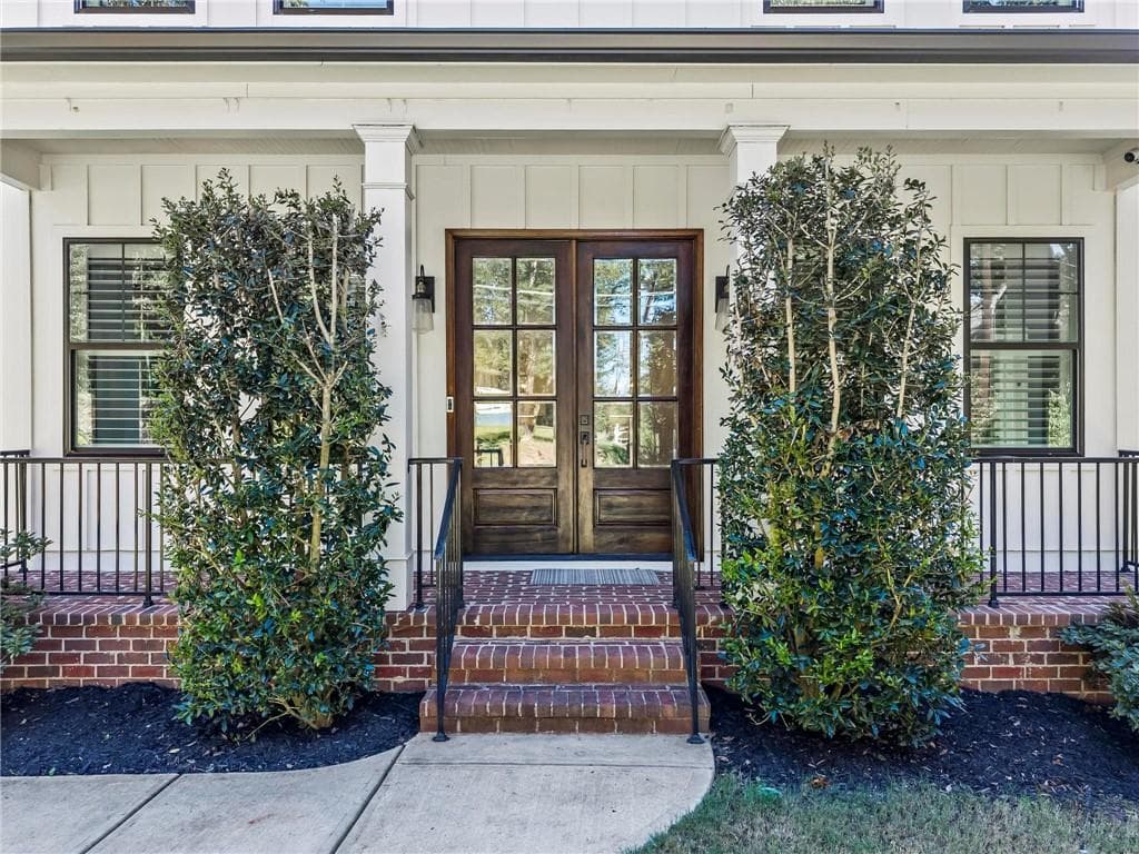 4 bedroom, 4 bathroom, 2,937 sq ft single family residence for sale at 1870 Spring Avenue, Atlanta, GA 30318 — photo 5