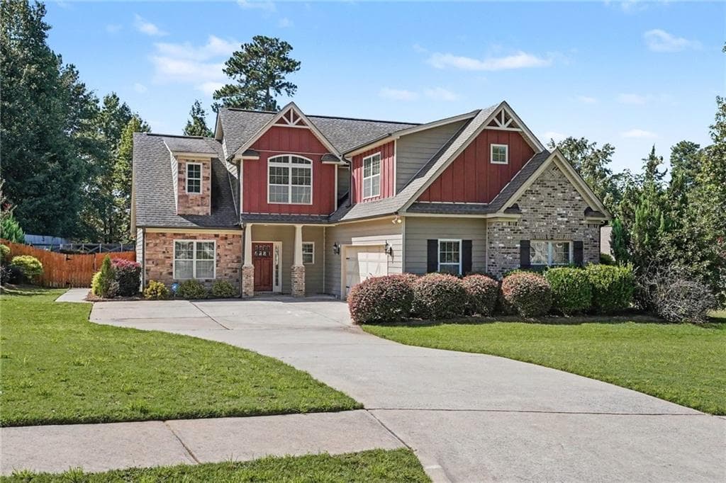 4 bedroom, 3 bathroom, 2,540 sq ft single family residence for sale at 139 Caraway Road, Locust Grove, GA 30248 — photo 2