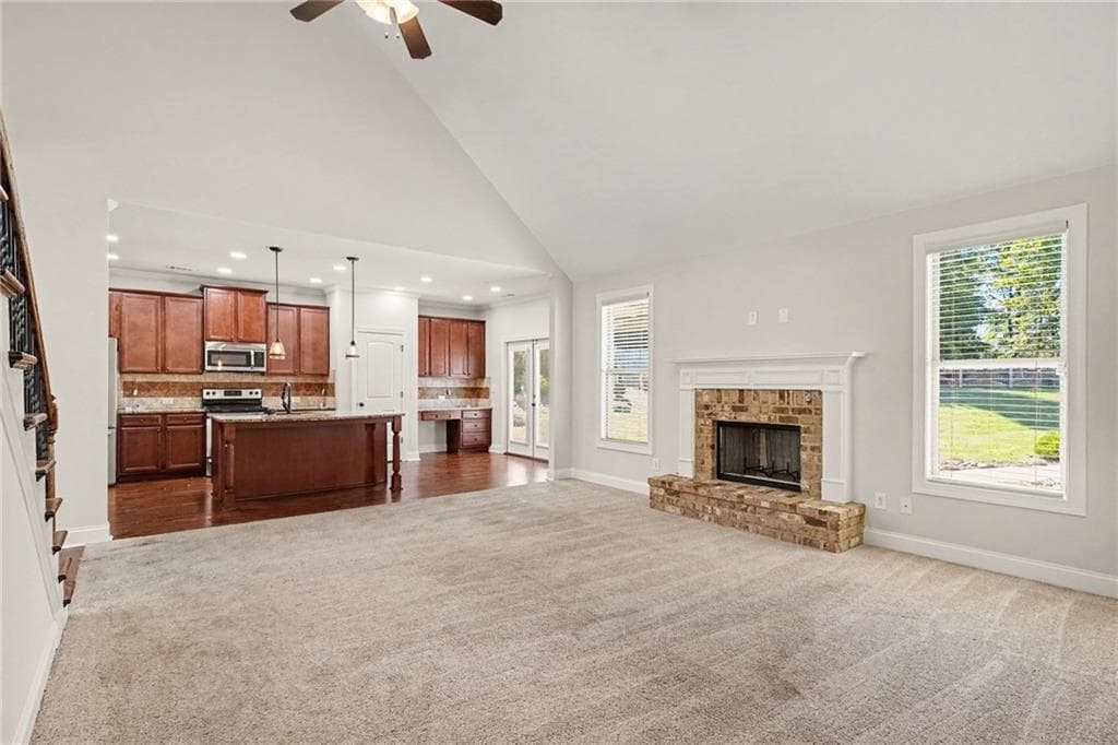 4 bedroom, 3 bathroom, 2,540 sq ft single family residence for sale at 139 Caraway Road, Locust Grove, GA 30248 — photo 7