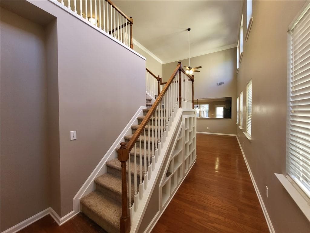 3 bedroom, 3 bathroom, 1,844 sq ft single family residence for rent at 915 Silver Lake Drive, Acworth, GA 30102 for $2,445 a month — photo 2