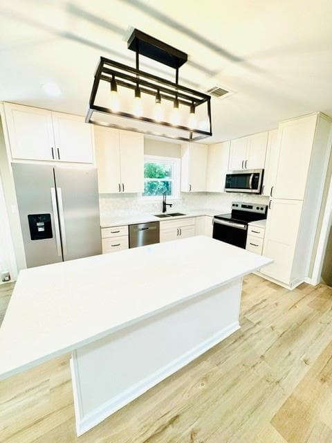4 bedroom, 3 bathroom, 2,062 sq ft single family residence for sale at 2286 Glendale Drive, Decatur, GA 30032 — photo 5