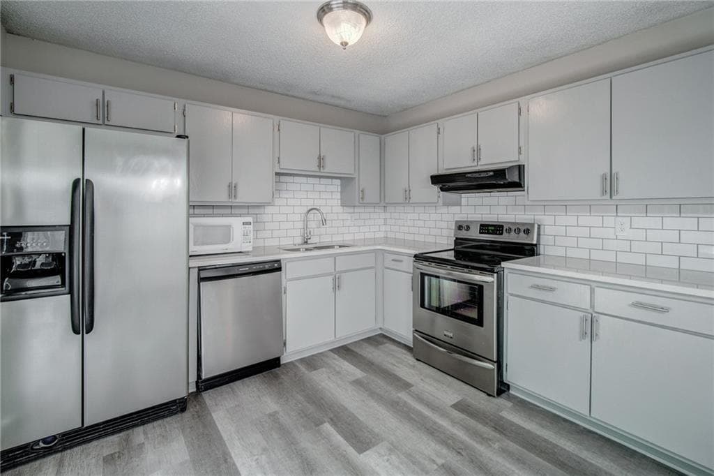 2 bedroom, 2 bathroom, 988 sq ft townhouse for rent at 4084 Hidden Hollow Drive B, Gainesville, GA 30506 for $1,390 a month — photo 5