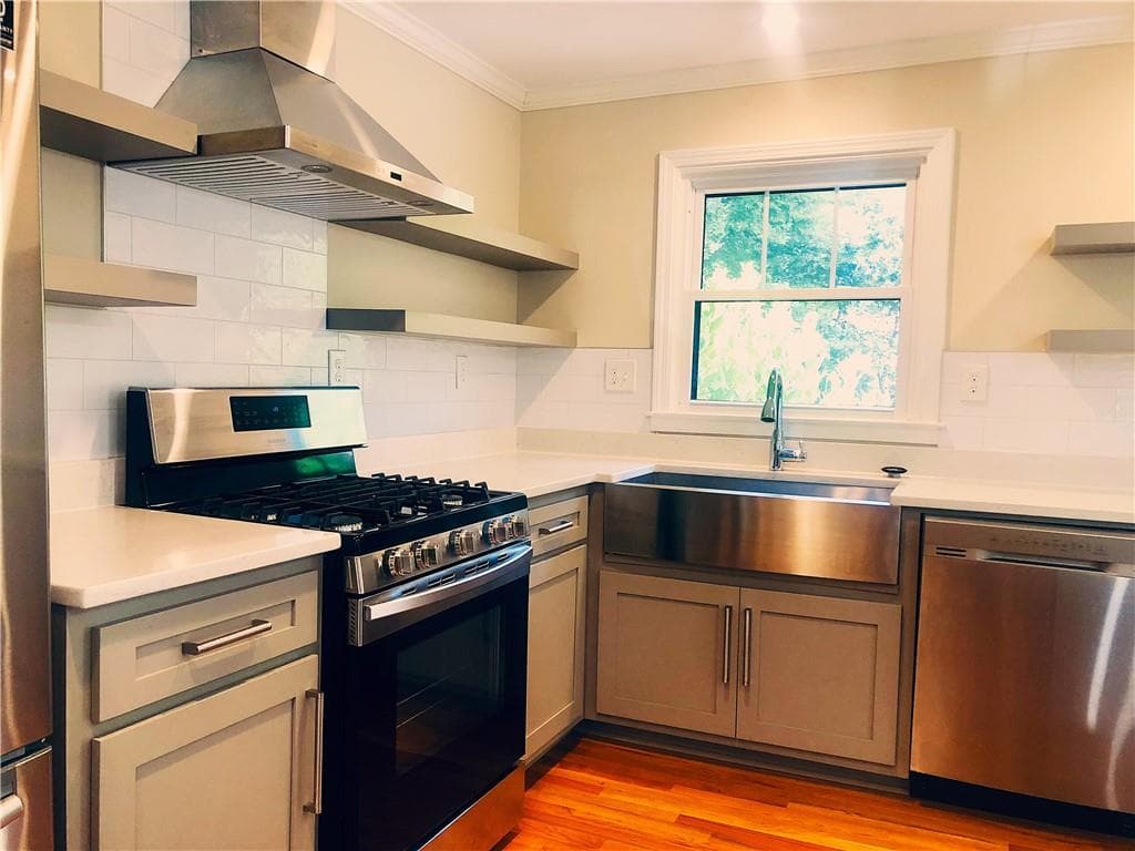 3 bedroom, 2 bathroom, 1,185 sq ft single family residence for rent at 3138 Wiltshire Drive, Avondale Estates, GA 30002 for $3,400 a month — photo 6