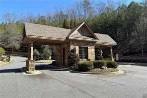 single family residence for sale at 274 Traditions Drive, Alpharetta, GA 30004 — photo 2