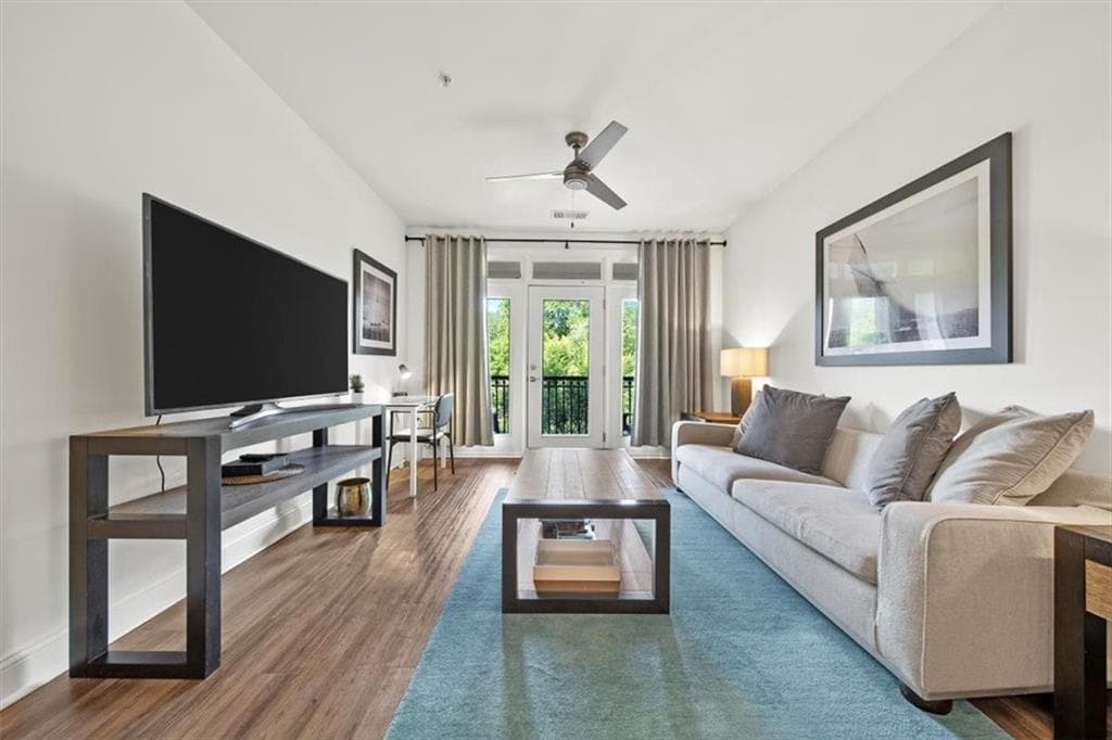 1 bedroom, 1 bathroom, 732 sq ft condominium for sale at 840 United Avenue 410, Atlanta, GA 30312 — photo 3