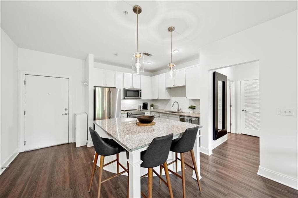 1 bedroom, 1 bathroom, 732 sq ft condominium for sale at 840 United Avenue 410, Atlanta, GA 30312 — photo 7