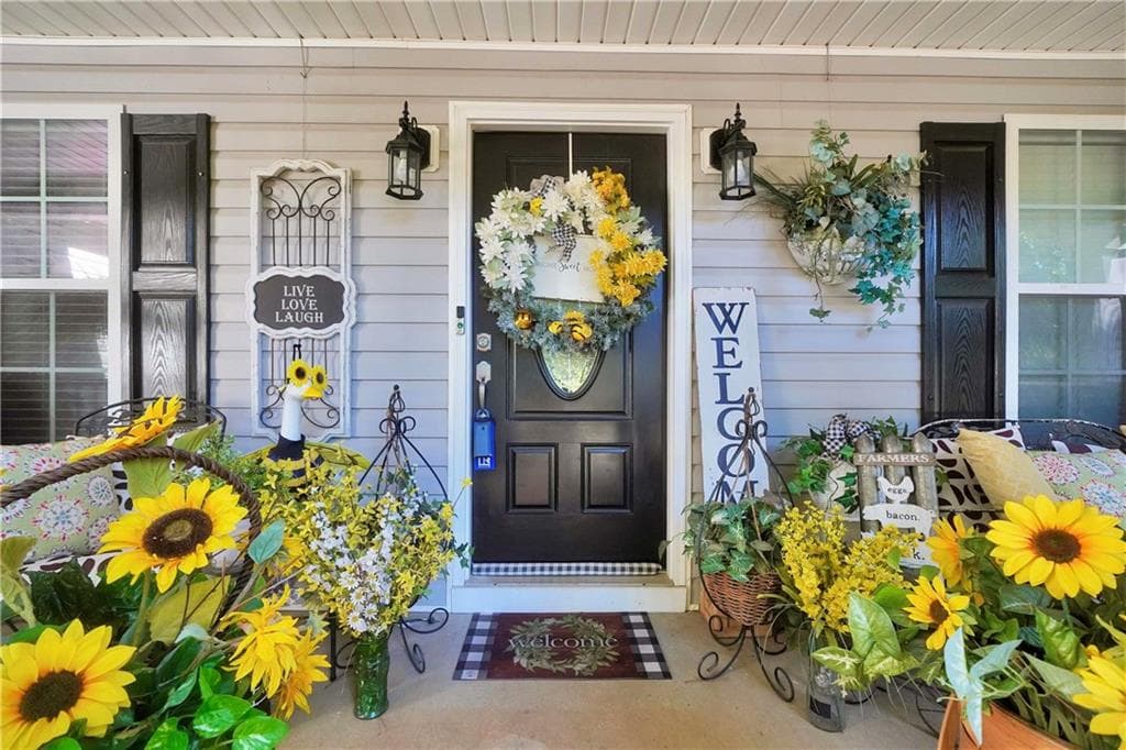 3 bedroom, 3 bathroom, 1,910 sq ft single family residence for sale at 200 Cecil Way, Mcdonough, GA 30252 — photo 3