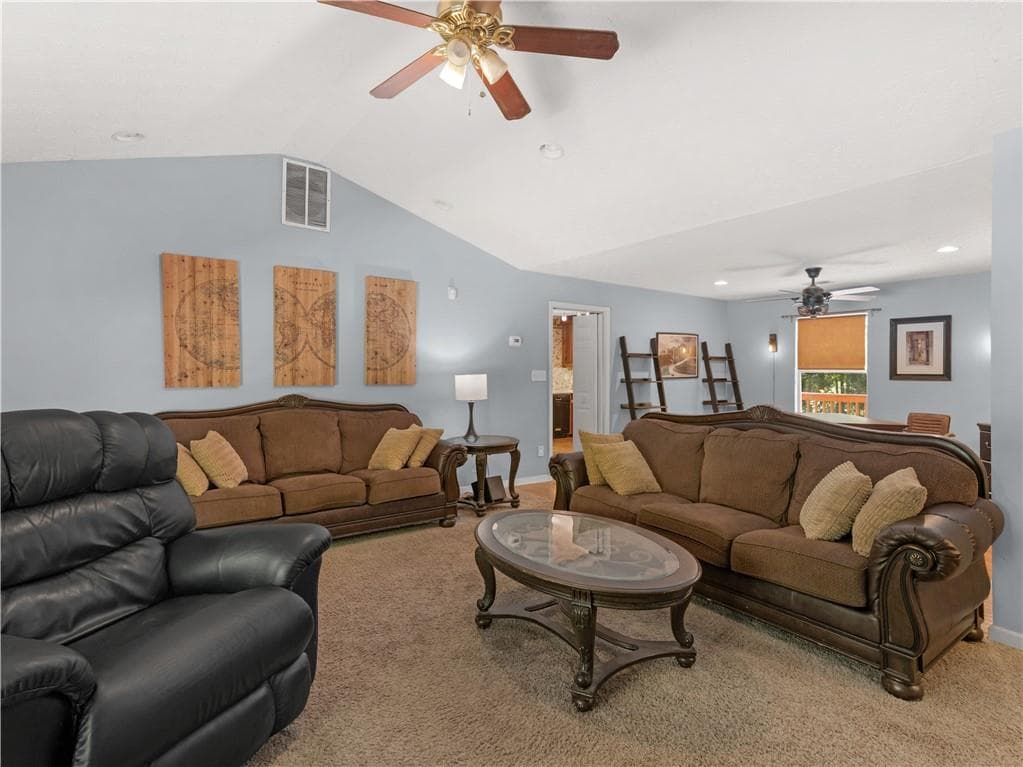 3 bedroom, 3 bathroom, 2,000 sq ft single family residence for sale at 470 Fields Road, Mcdonough, GA 30253 — photo 2