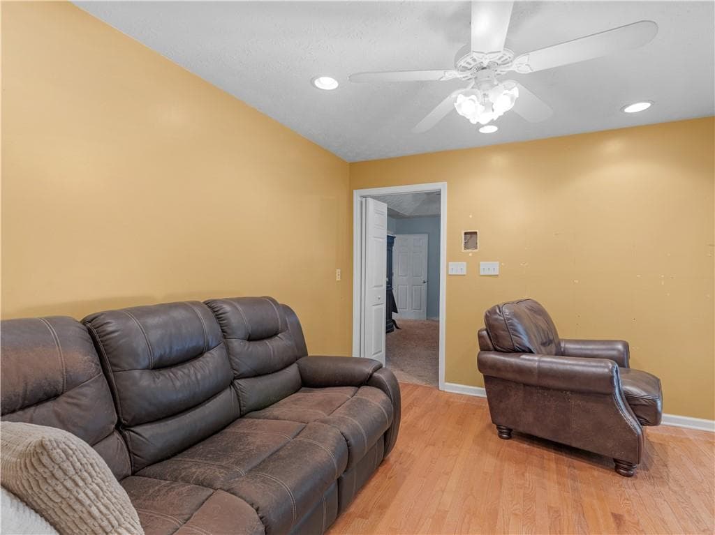 3 bedroom, 3 bathroom, 2,000 sq ft single family residence for sale at 470 Fields Road, Mcdonough, GA 30253 — photo 10