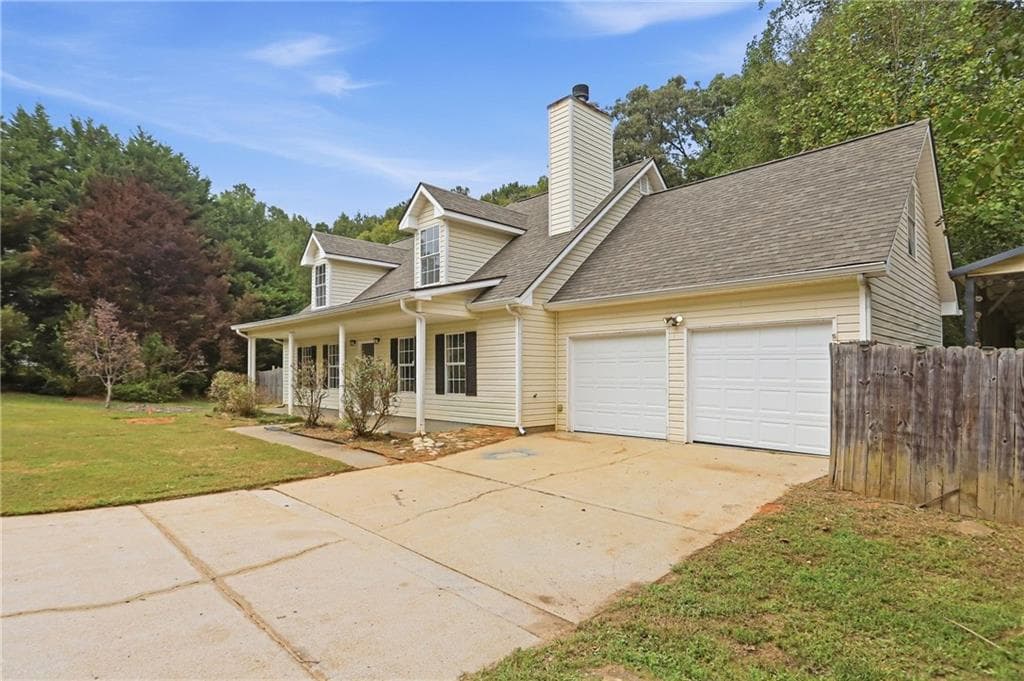 4 bedroom, 3 bathroom, 2,076 sq ft single family residence for sale at 310 Kaden Court, Mcdonough, GA 30252 — photo 3