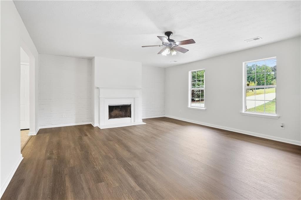 4 bedroom, 3 bathroom, 2,076 sq ft single family residence for sale at 310 Kaden Court, Mcdonough, GA 30252 — photo 5