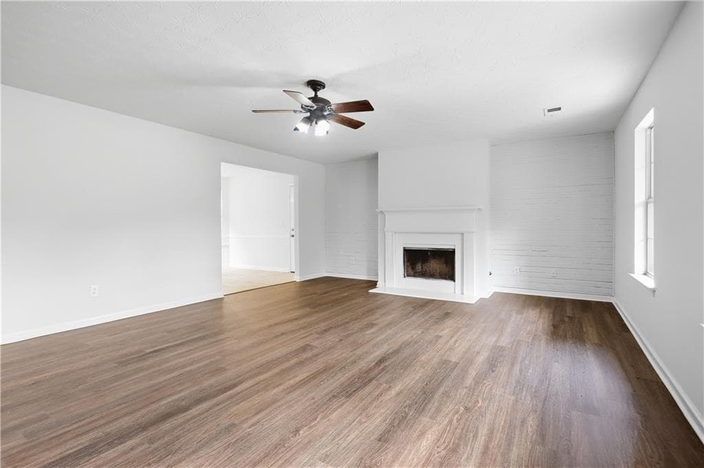 4 bedroom, 3 bathroom, 2,076 sq ft single family residence for sale at 310 Kaden Court, Mcdonough, GA 30252 — photo 6