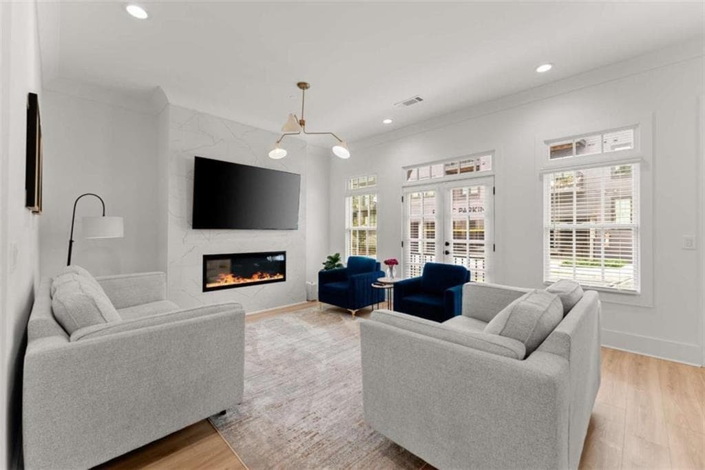 4 bedroom, 5 bathroom, 3,152 sq ft townhouse for sale at 338 SUGARVIEW Road, Sugar Hill, GA 30518 — photo 5