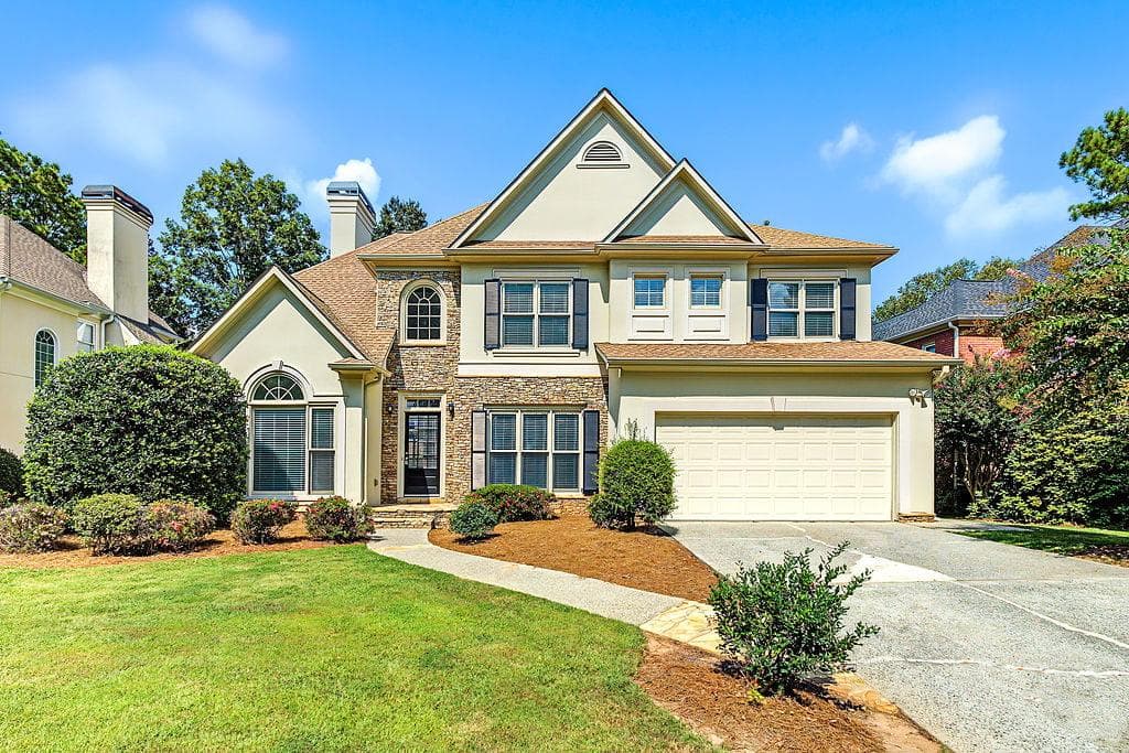 4 bedroom, 3 bathroom, 3,292 sq ft single family residence for sale at 3089 Milledge Gate Court, Marietta, GA 30067