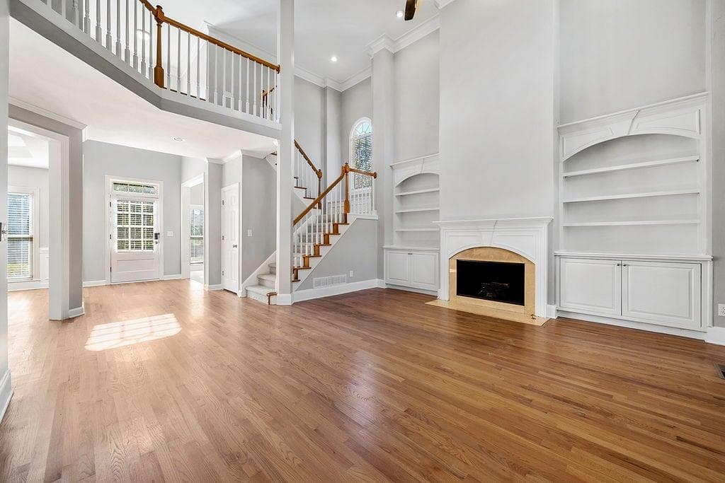4 bedroom, 3 bathroom, 3,292 sq ft single family residence for sale at 3089 Milledge Gate Court, Marietta, GA 30067 — photo 4