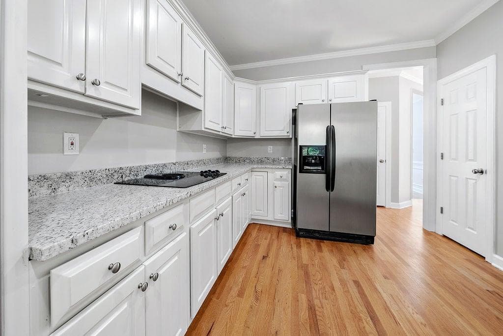 4 bedroom, 3 bathroom, 3,292 sq ft single family residence for sale at 3089 Milledge Gate Court, Marietta, GA 30067 — photo 6