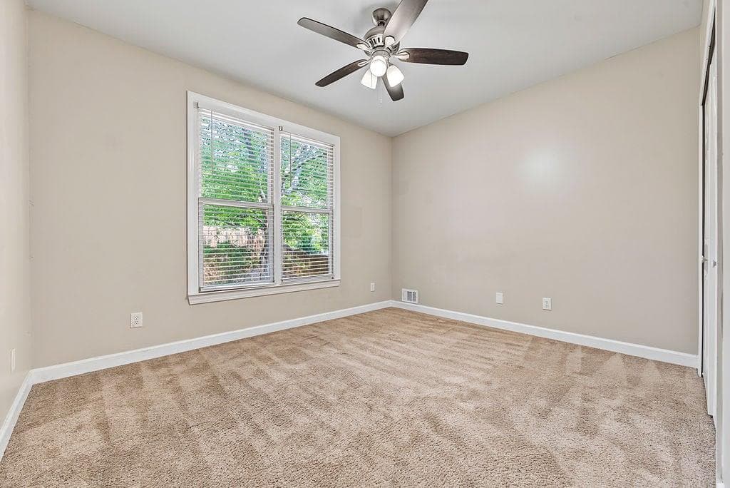 4 bedroom, 3 bathroom, 3,292 sq ft single family residence for sale at 3089 Milledge Gate Court, Marietta, GA 30067 — photo 8