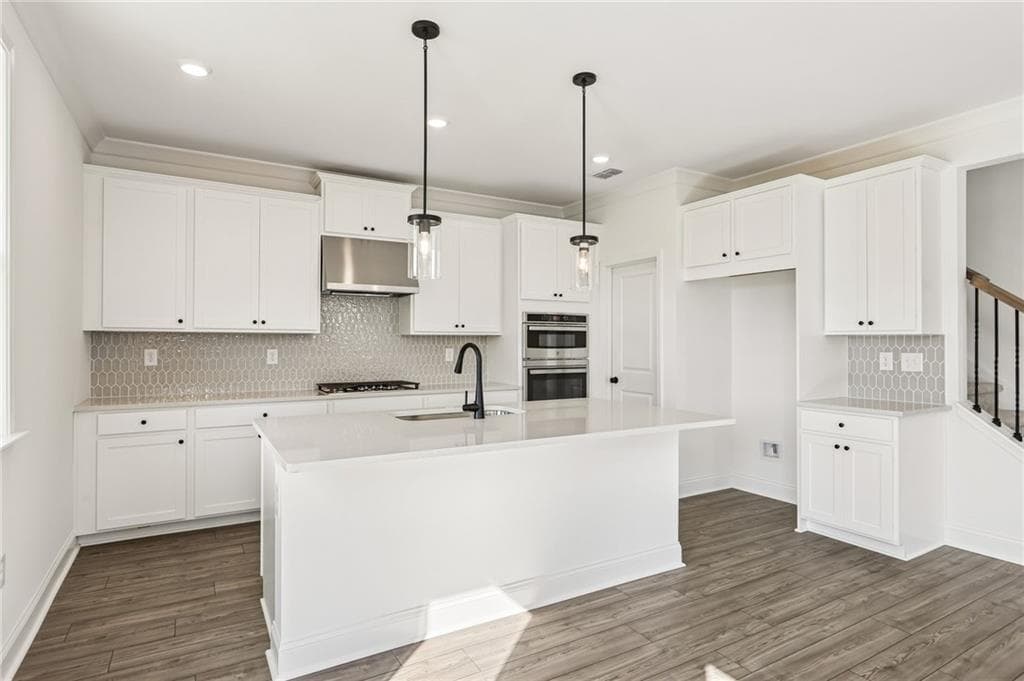 5 bedroom, 4 bathroom, 2,705 sq ft single family residence for sale at 1020 Nichols Farm Circle, Dacula, GA 30019 — photo 2